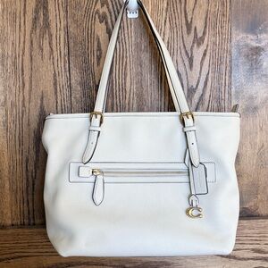 🤍COACH🤍 Cream Leather Tote